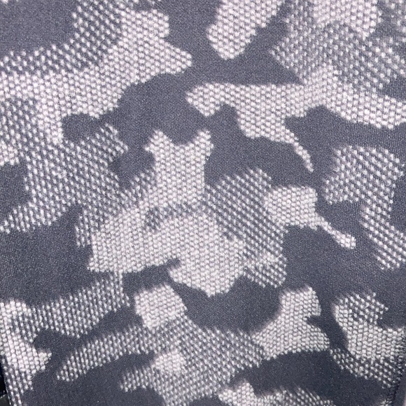 Lululemon Ready to Rulu Jogger Crop - Picture 3 of 4